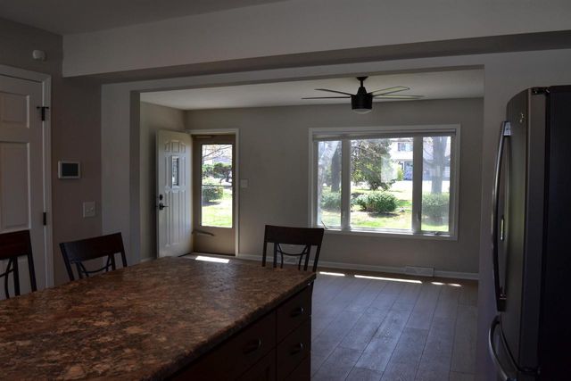 862 CASTLE ROAD, Fond Du Lac, WI 54935