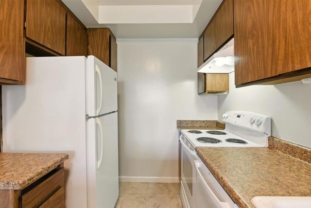 525 Almer Road 309, Burlingame, CA 94010