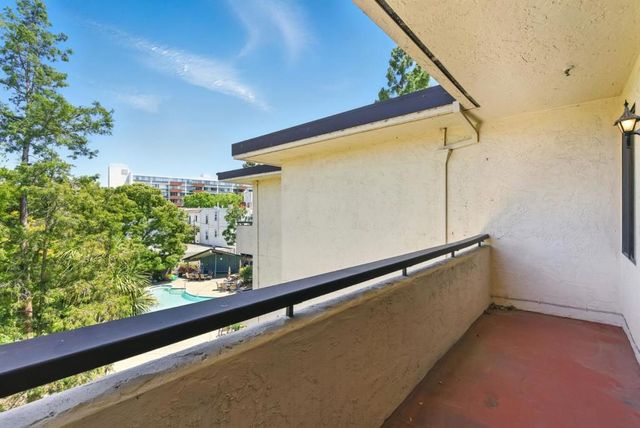 525 Almer Road 309, Burlingame, CA 94010