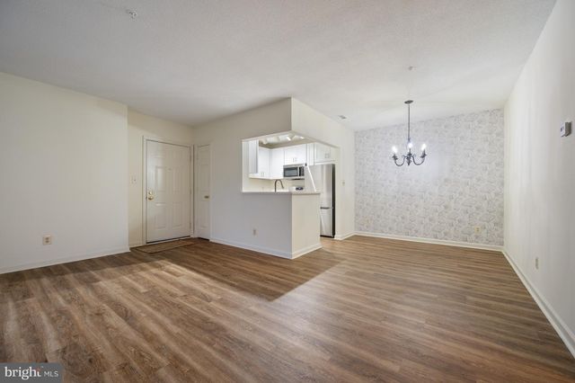 20320 BEECHWOOD TER #202, Ashburn, VA 20147