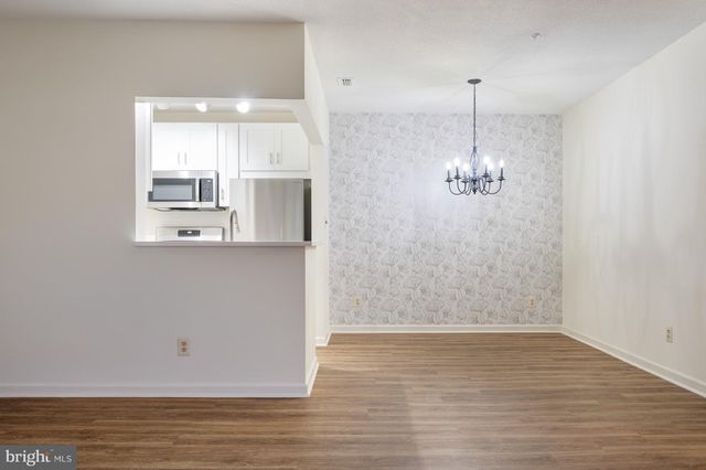 20320 BEECHWOOD TER #202, Ashburn, VA 20147