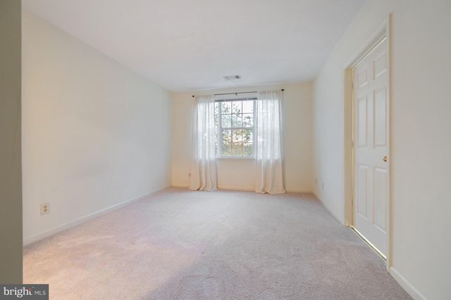 20320 BEECHWOOD TER #202, Ashburn, VA 20147