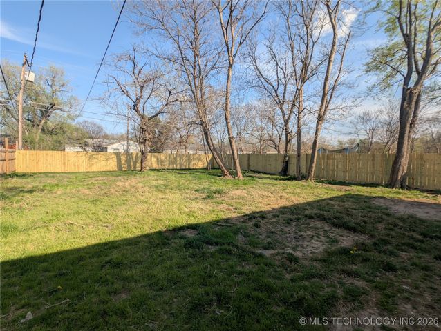 4371 N Garrison Place, Tulsa, OK 74106