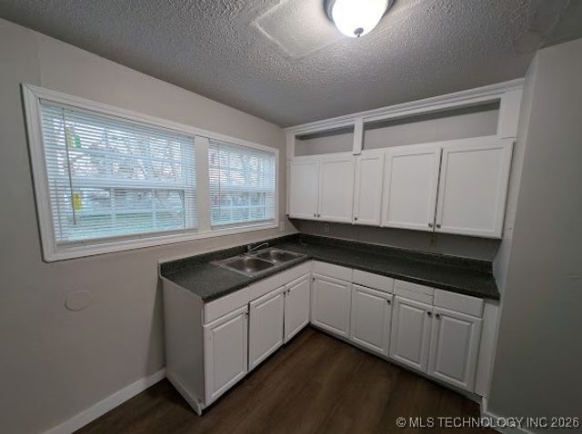 4371 N Garrison Place, Tulsa, OK 74106