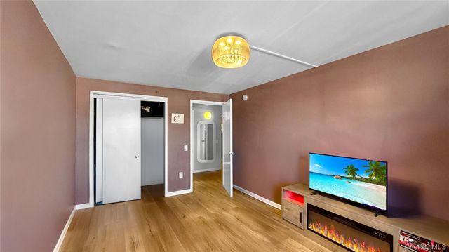 260 Beach 81st Street 2P, Rockaway Beach, NY 11693