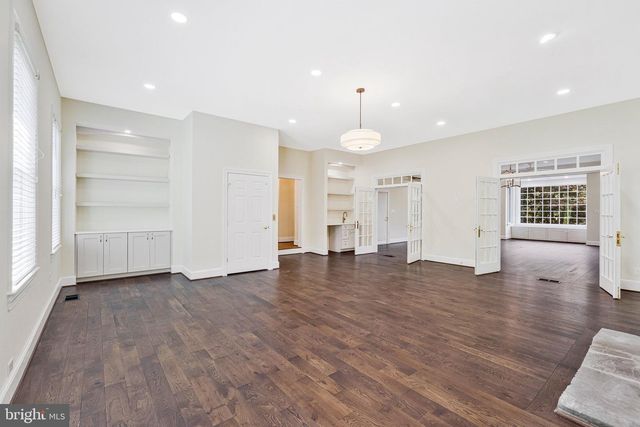 10034 SCENIC VIEW TER, Vienna, VA 22182
