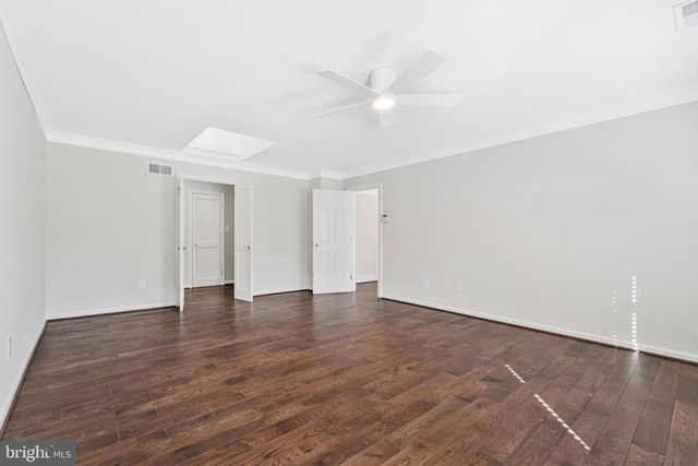 10034 SCENIC VIEW TER, Vienna, VA 22182