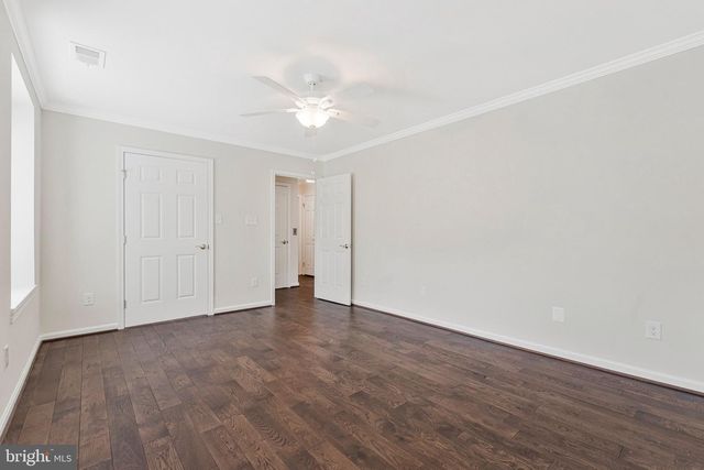 10034 SCENIC VIEW TER, Vienna, VA 22182