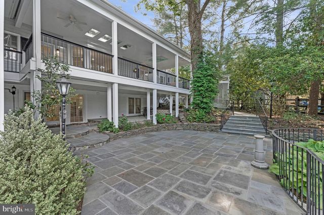 10034 SCENIC VIEW TER, Vienna, VA 22182