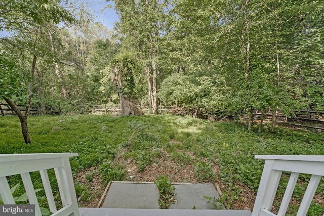 10034 SCENIC VIEW TER, Vienna, VA 22182