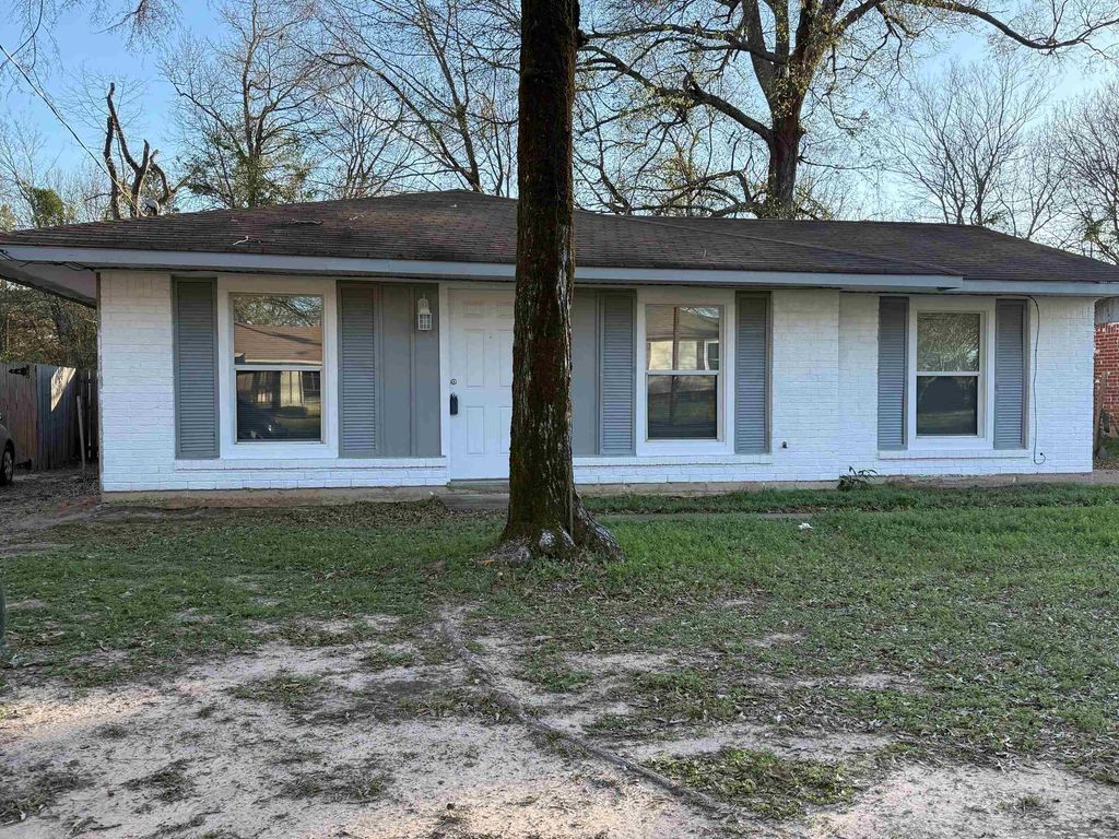 726 Swancy St., Longview, TX 75602