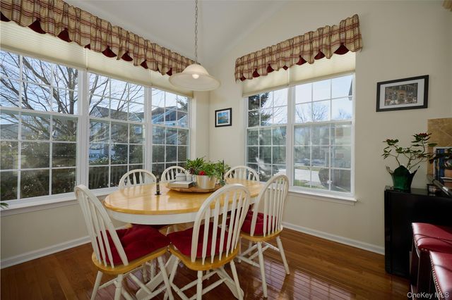 40 Evan Court, Fishkill, NY 12524