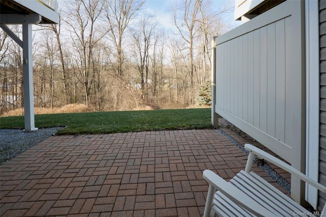 40 Evan Court, Fishkill, NY 12524