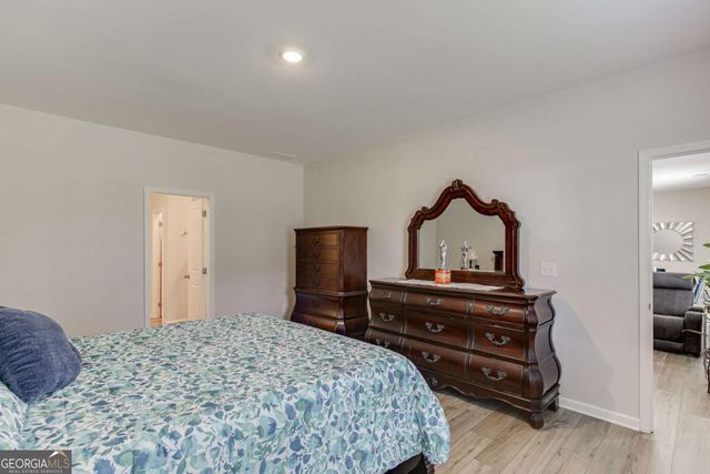 4045 Berry Farm Court, Loganville, GA 30052