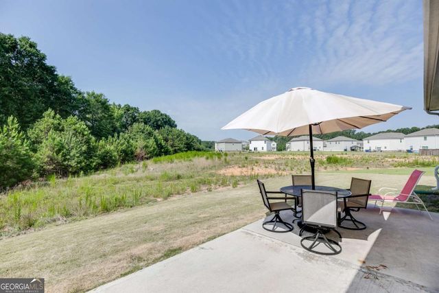4045 Berry Farm Court, Loganville, GA 30052
