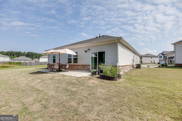 4045 Berry Farm Court, Loganville, GA 30052