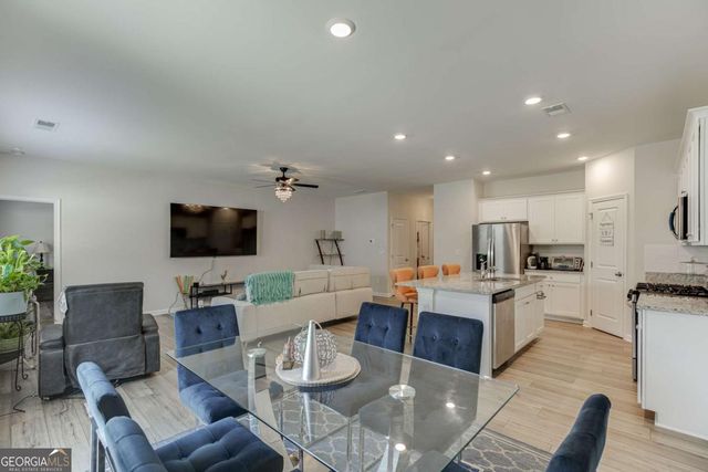 4045 Berry Farm Court, Loganville, GA 30052