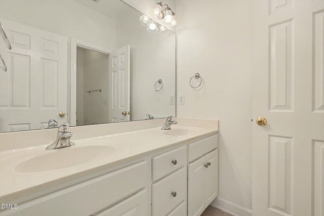 1530 Heritage Club Avenue, Wake Forest, NC 27587