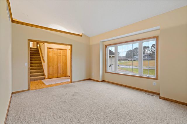 674 208th Lane NE, East Bethel, MN 55011