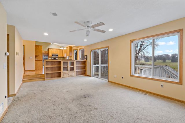 674 208th Lane NE, East Bethel, MN 55011