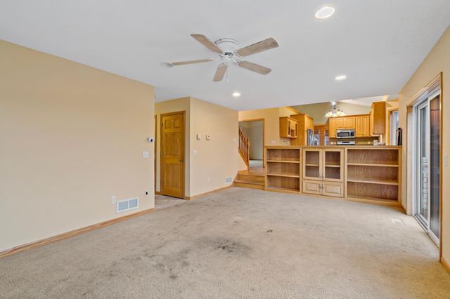 674 208th Lane NE, East Bethel, MN 55011