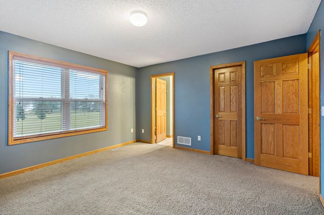 674 208th Lane NE, East Bethel, MN 55011