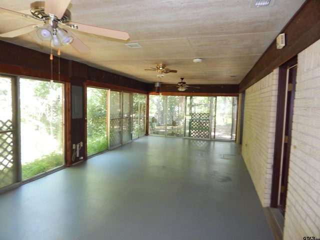 2231 W STATE HWY 154, Gilmer, TX 75644