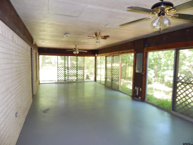 2231 W STATE HWY 154, Gilmer, TX 75644