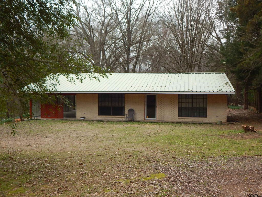 2231 W STATE HWY 154, Gilmer, TX 75644