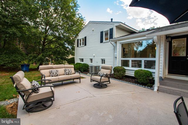 6120 SQUIRE LN, Alexandria, VA 22310