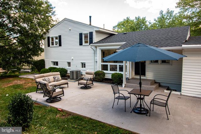 6120 SQUIRE LN, Alexandria, VA 22310