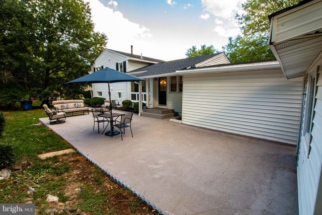 6120 SQUIRE LN, Alexandria, VA 22310