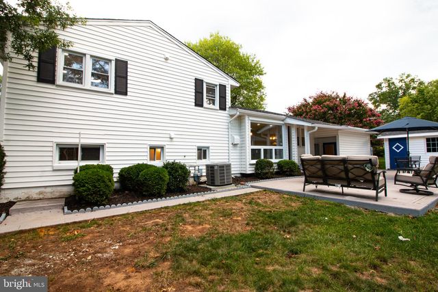 6120 SQUIRE LN, Alexandria, VA 22310