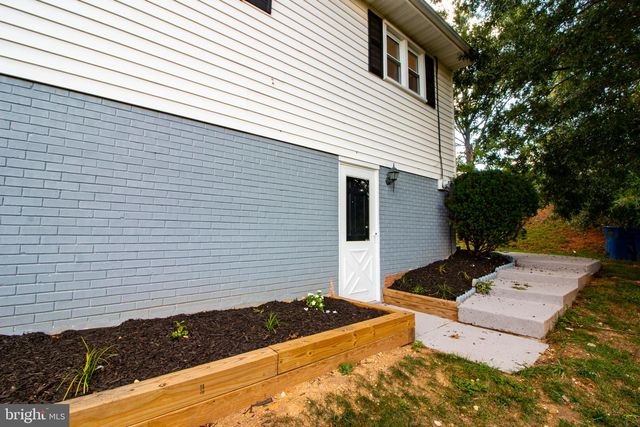 6120 SQUIRE LN, Alexandria, VA 22310