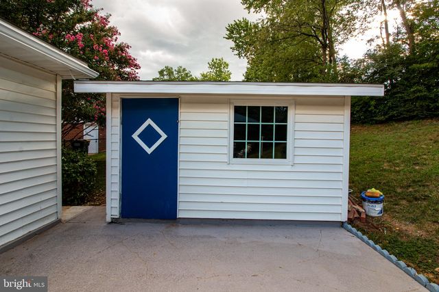 6120 SQUIRE LN, Alexandria, VA 22310