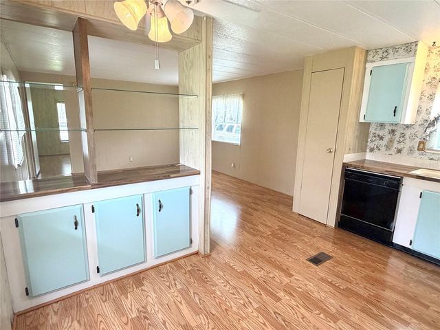 5562 LANSING DRIVE, Wildwood, FL 34785
