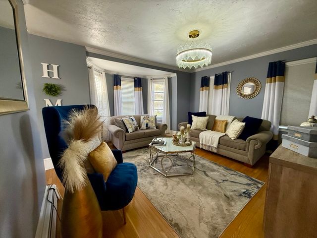 408 W Britannia St, Taunton, MA 02780
