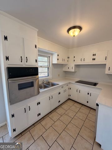 203 Bonaventure Drive, Lagrange, GA 30241