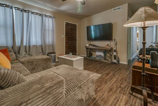 2317 N Redmond Avenue, Bethany, OK 73008