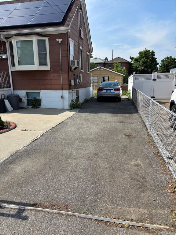 3251 Fairmount Avenue, Bronx, NY 10465 — photo 3