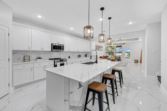 553 Road 5822, Cleveland, TX 77327