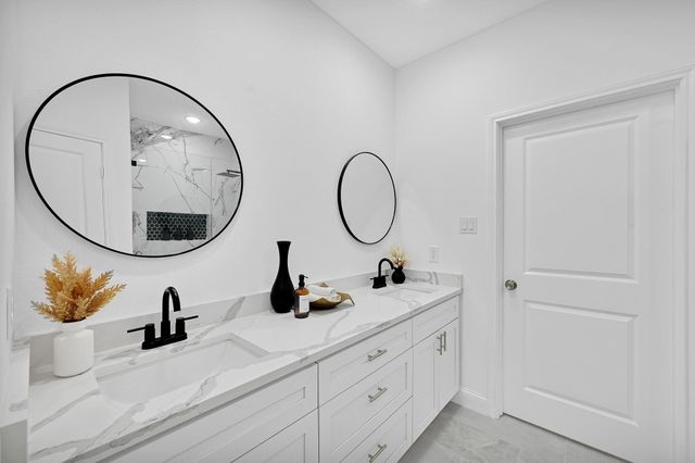 553 Road 5822, Cleveland, TX 77327