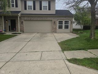 12934 Quarterback Lane, Fishers, IN 46037