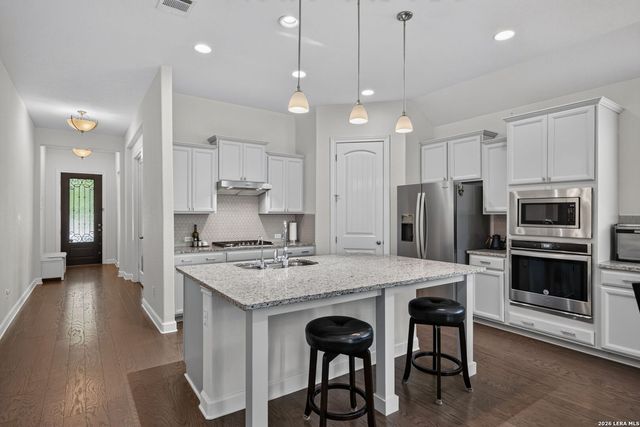 4723 ISLAND HOLW, Marion, TX 78124