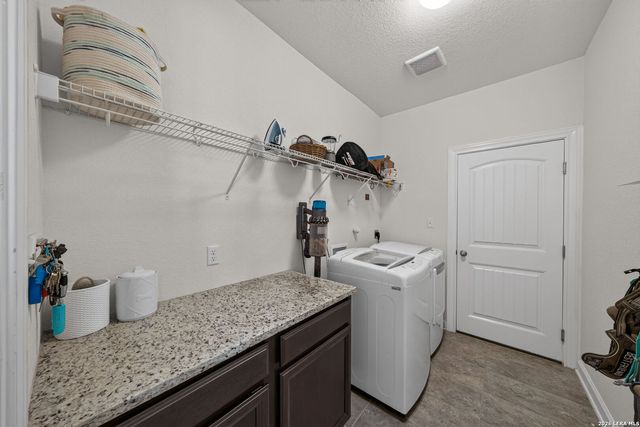 4723 ISLAND HOLW, Marion, TX 78124