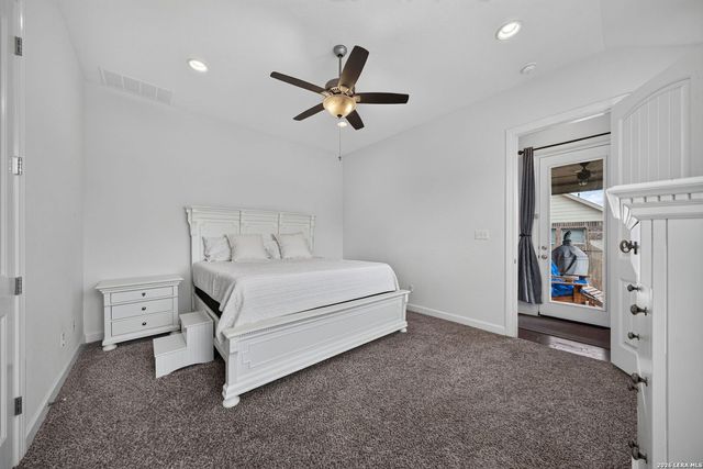 4723 ISLAND HOLW, Marion, TX 78124