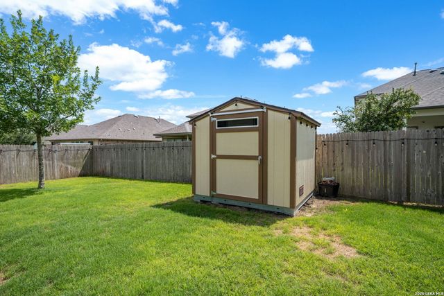 4723 ISLAND HOLW, Marion, TX 78124