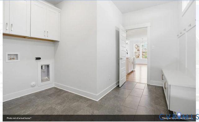 8525 Chimney Rock Dr, Mechanicsville, VA 23116