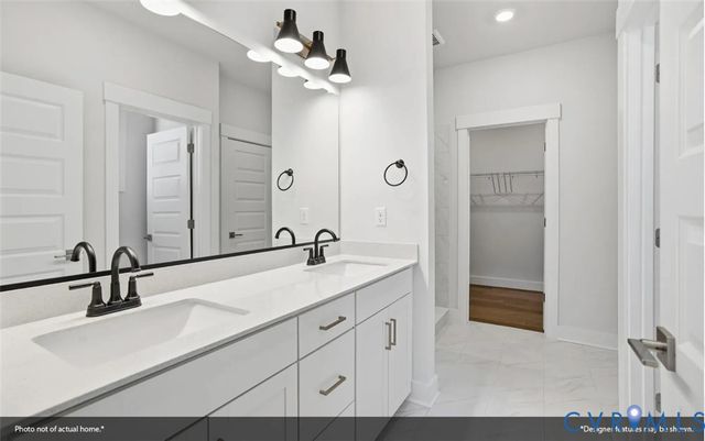 8525 Chimney Rock Dr, Mechanicsville, VA 23116