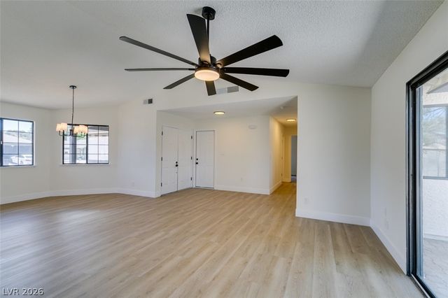 5217 Shady Grove Lane, Las Vegas, NV 89130